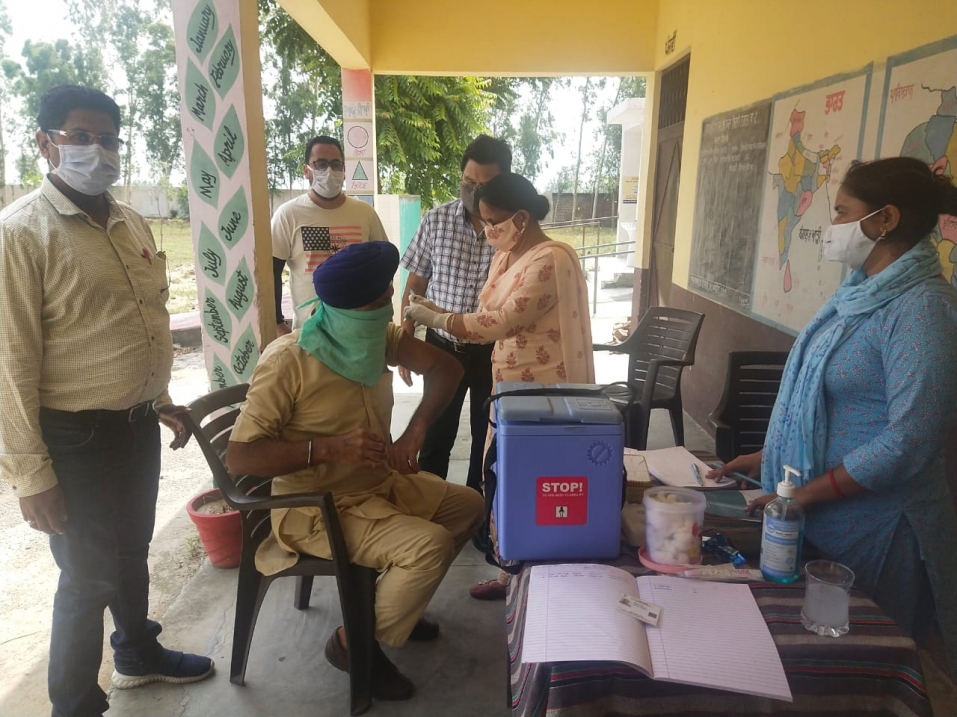 पंजाब में टीकों की कम सप्लाई के कारण प्रभावित हुई टीकाकरण मुहिम